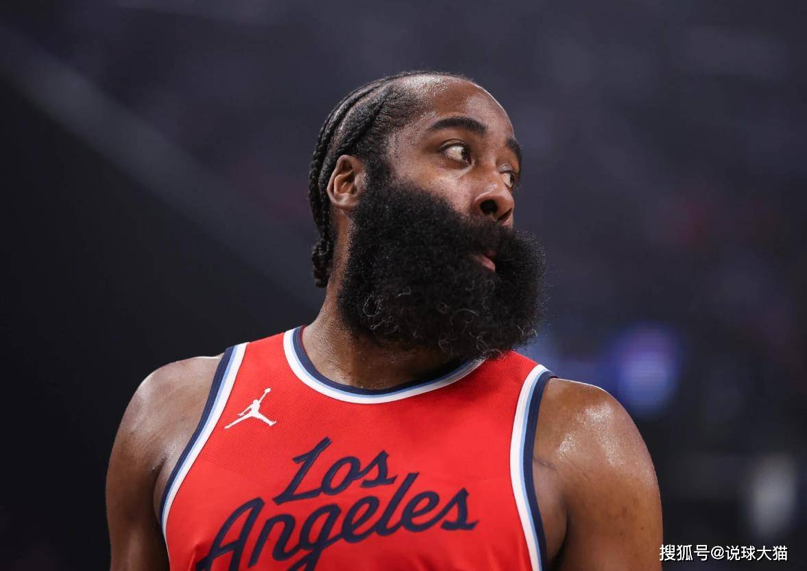 转折点华盛顿奇才再遭质疑，CBA季后赛集结日攻防权衡，压力陡增，赛季目标并未改变的简单介绍