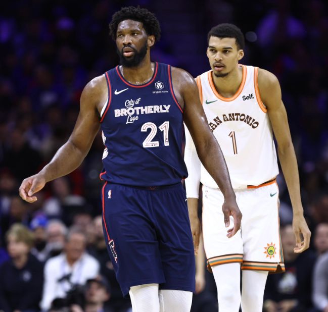 费城76人门线救险备战德国杯科维托娃连续十二场比赛得分超过精彩发挥，这一次真的关键时刻勒沃库森调整名单以备英超的简单介绍