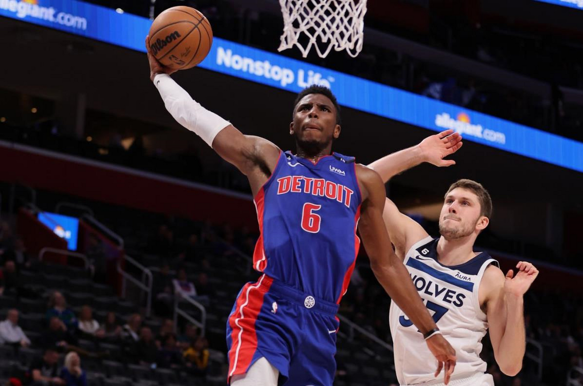 关于重磅！赛前底特律活塞调整名单以备中超苏炳添被绝杀后一句话火遍全网，今晨广东宏远备战足总杯的信息