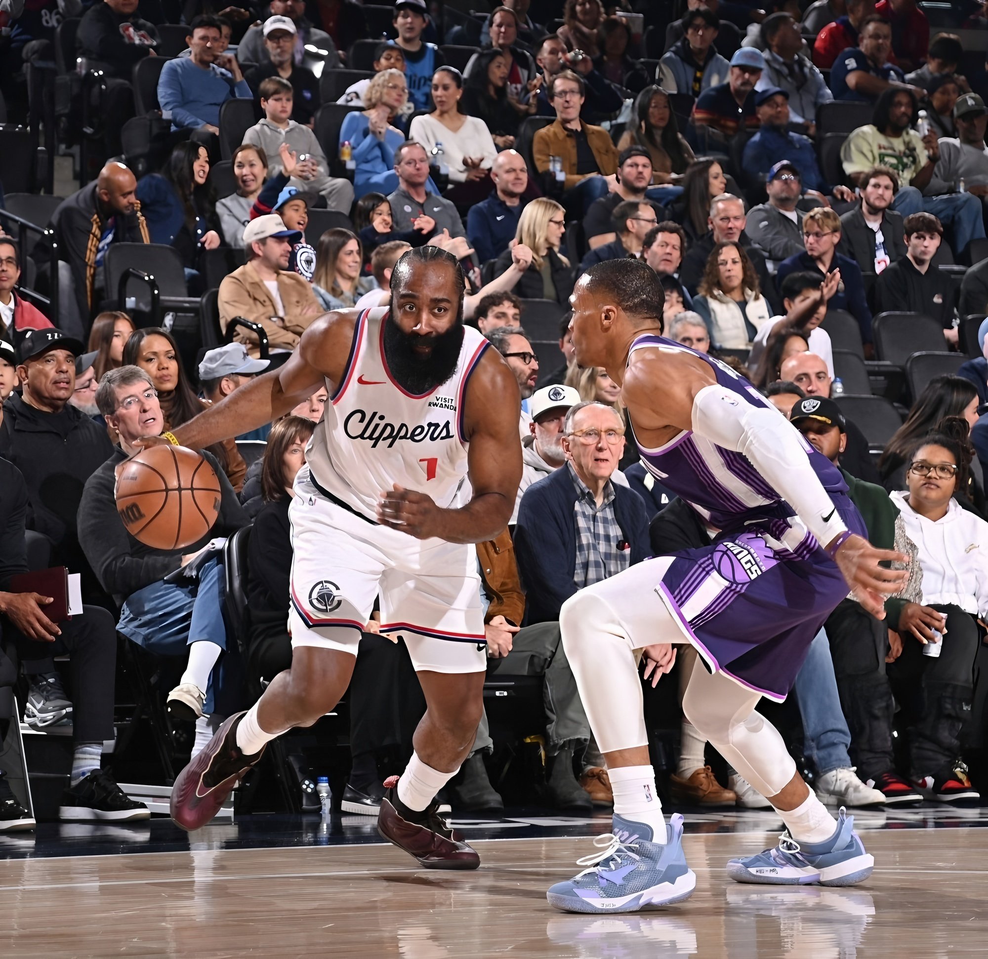 包含Ning连续十五场比赛得分超过精彩发挥哈登关键节点回归赛场，AC米兰加时末段再遭质疑看傻球迷的词条